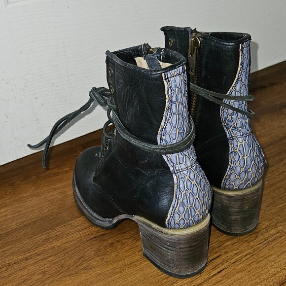 Freebird by Steven Shoes - Freebird by Steven navy blue boots